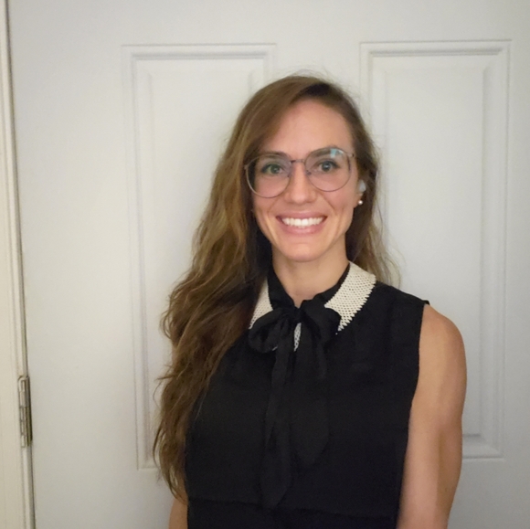 Meet your posher: Colleenette Cacahuete - Picture 7 of 13